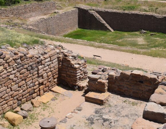 Journey to the Heart of Harappan Civilization, Mumbai to Dholavira