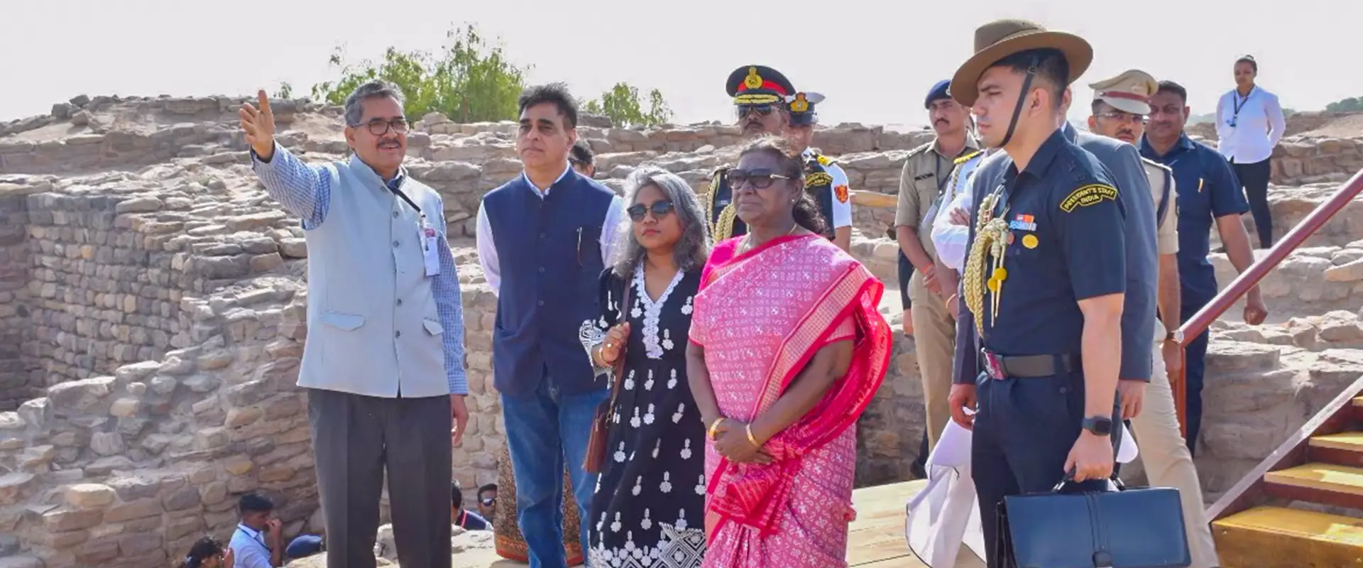 President visits UNESCO World Heritage Site Dholavira