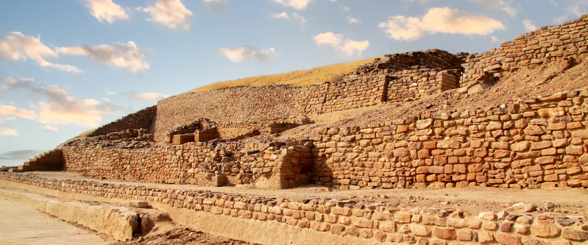 Top 10 Places to Visit Near Dholavira: Travel Guide